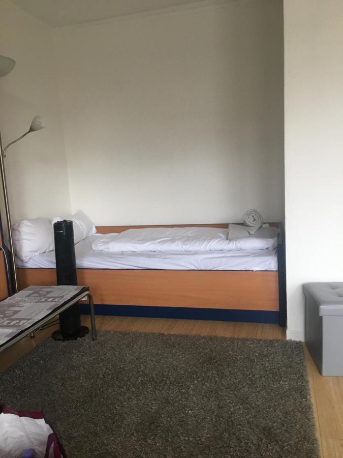 Apartamento Mauer Castle Berlín Exterior foto